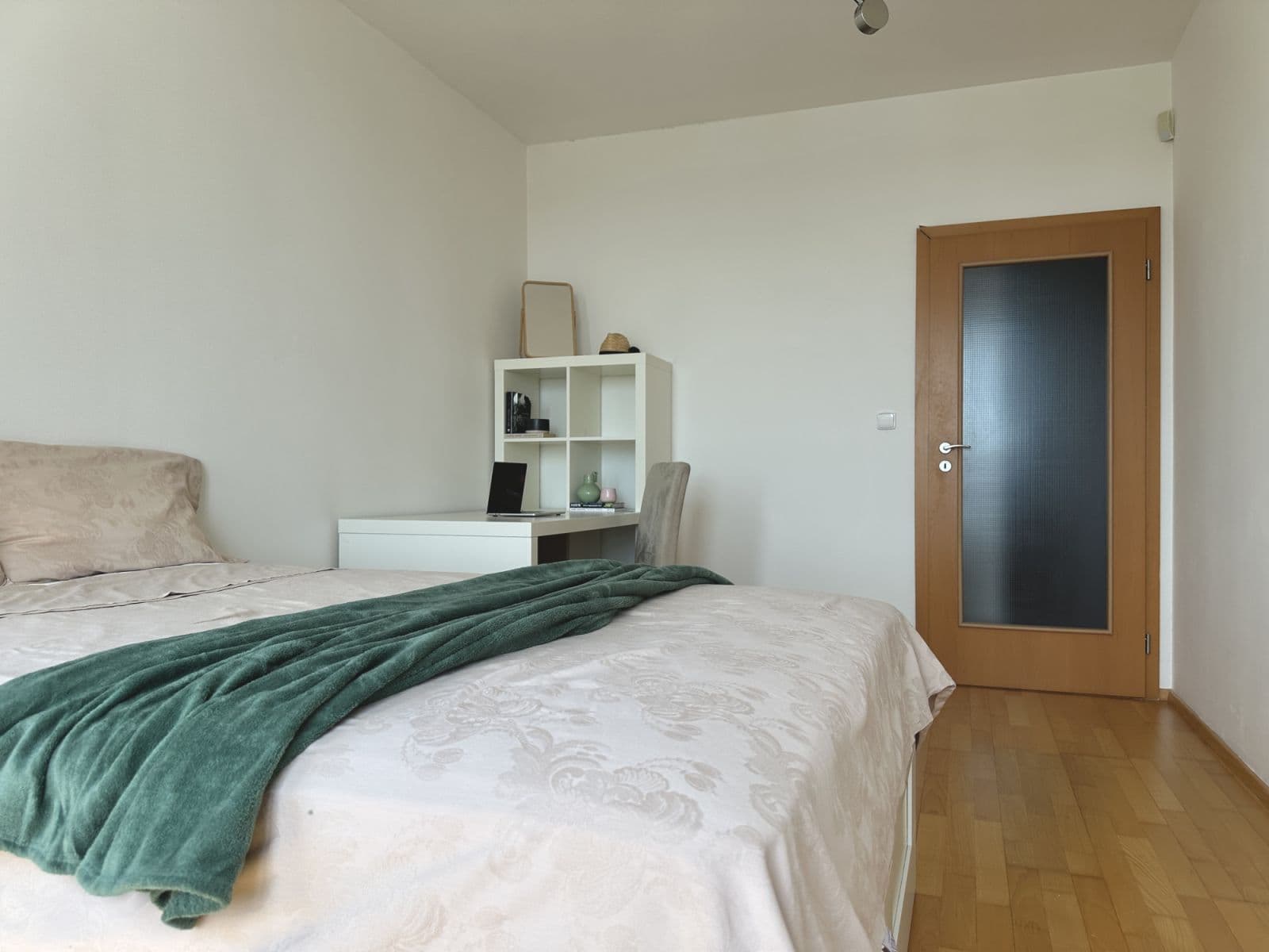 flat to rent, 54 m², Tlumačovská, Prague, Prague