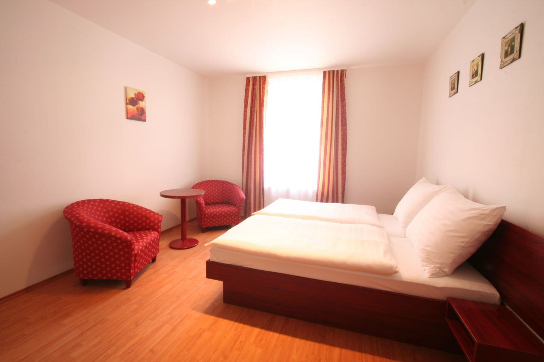 flat to rent, 37 m², Jana Masaryka, Prague, Prague
