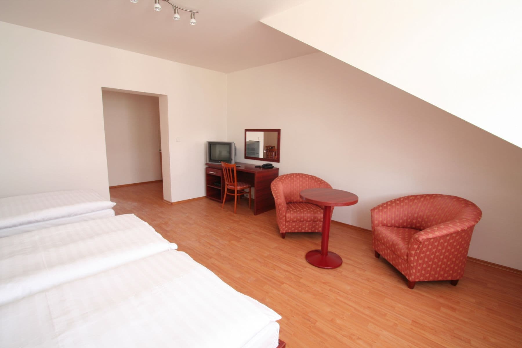 flat to rent, 35 m², Jana Masaryka, Prague, Prague