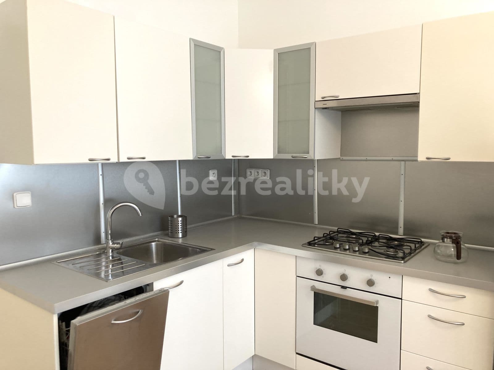 flat to rent, 43 m², Drahobejlova, Prague, Prague