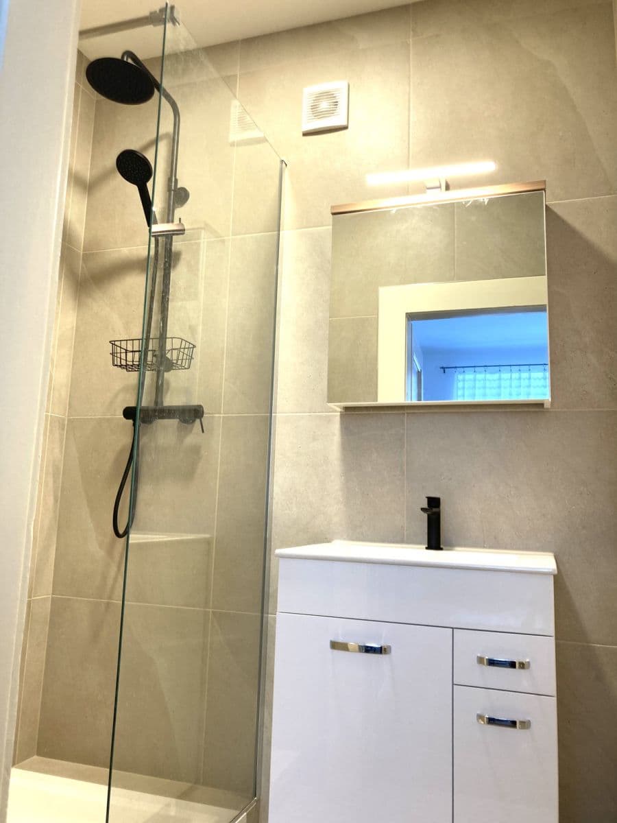 flat to rent, 43 m², Drahobejlova, Prague, Prague