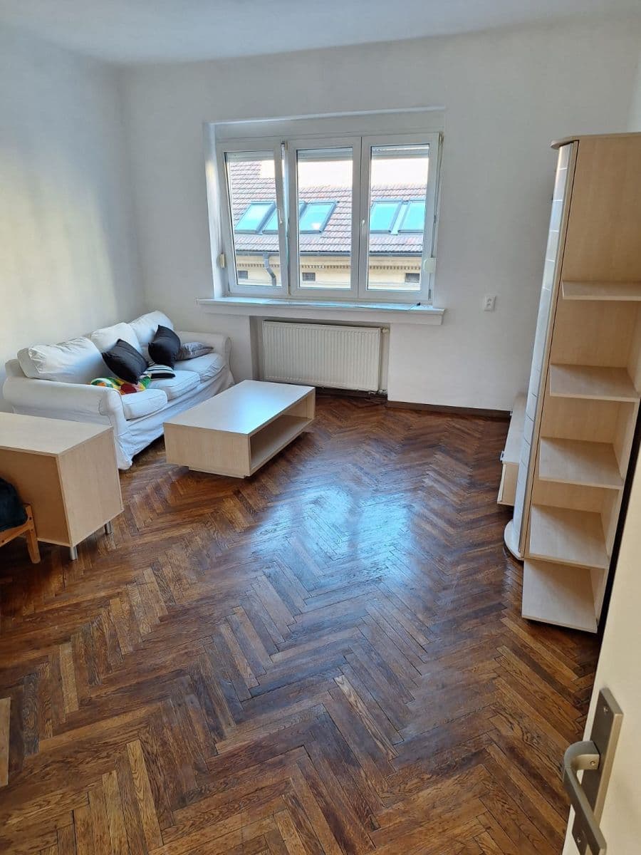 flat to rent, 70 m², Gorkého, Bratislava - mestská časť Staré Mesto, Bratislavský Region