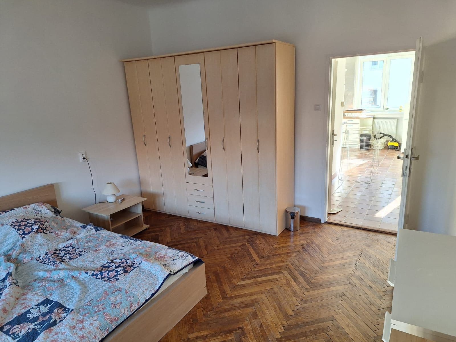 flat to rent, 70 m², Gorkého, Bratislava - mestská časť Staré Mesto, Bratislavský Region