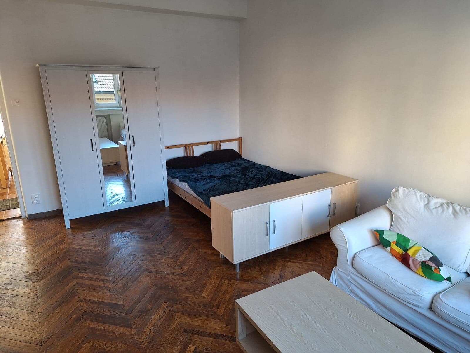 flat to rent, 70 m², Gorkého, Bratislava - mestská časť Staré Mesto, Bratislavský Region