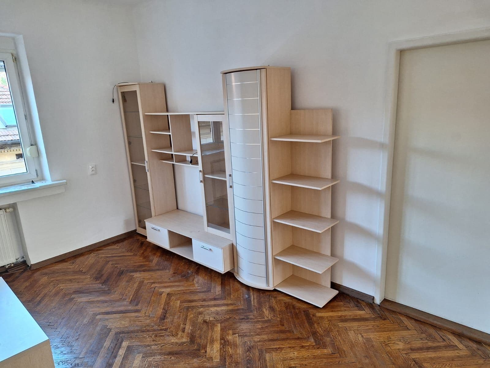 flat to rent, 70 m², Gorkého, Bratislava - mestská časť Staré Mesto, Bratislavský Region