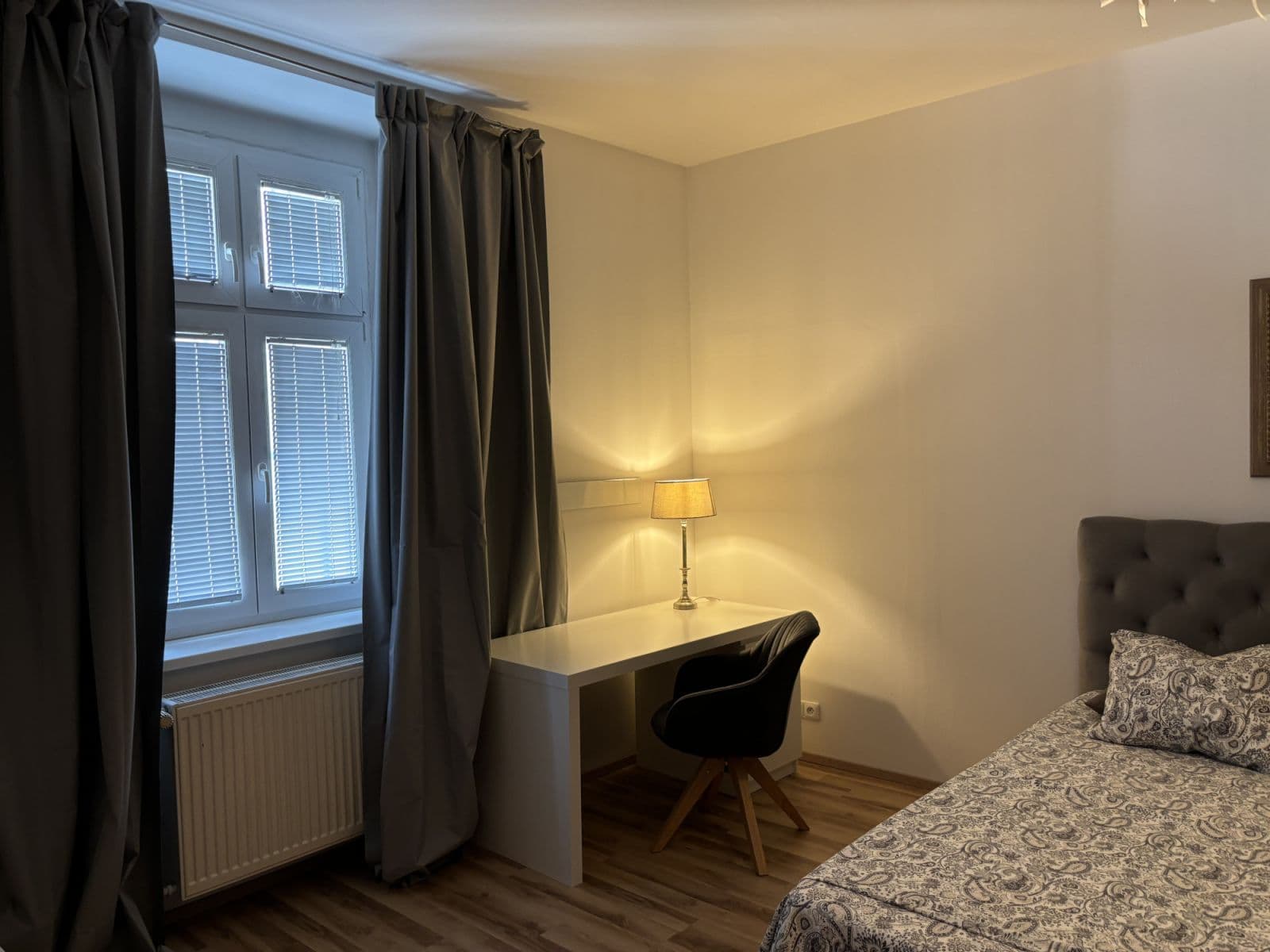 flat to rent, 100 m², Laurinska, Bratislava - mestská časť Staré Mesto, Bratislavský Region