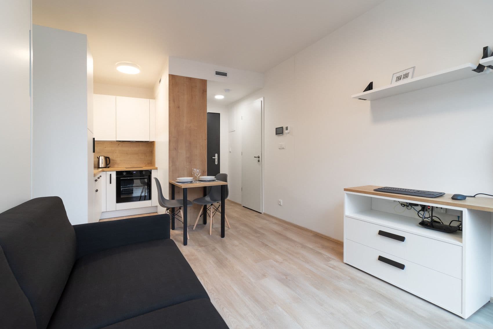 flat to rent, 20 m², Plzeňská, Prague, Prague