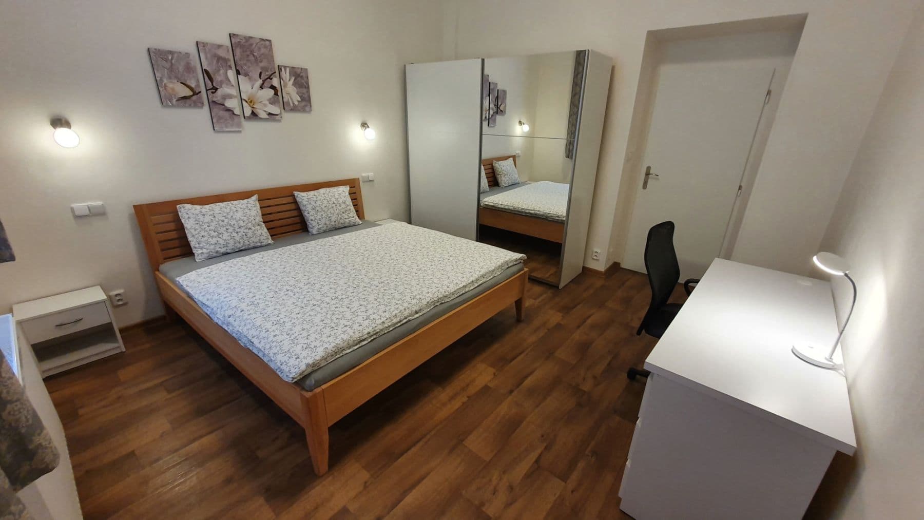 flat to rent, 60 m², Tyršova, Prague, Prague