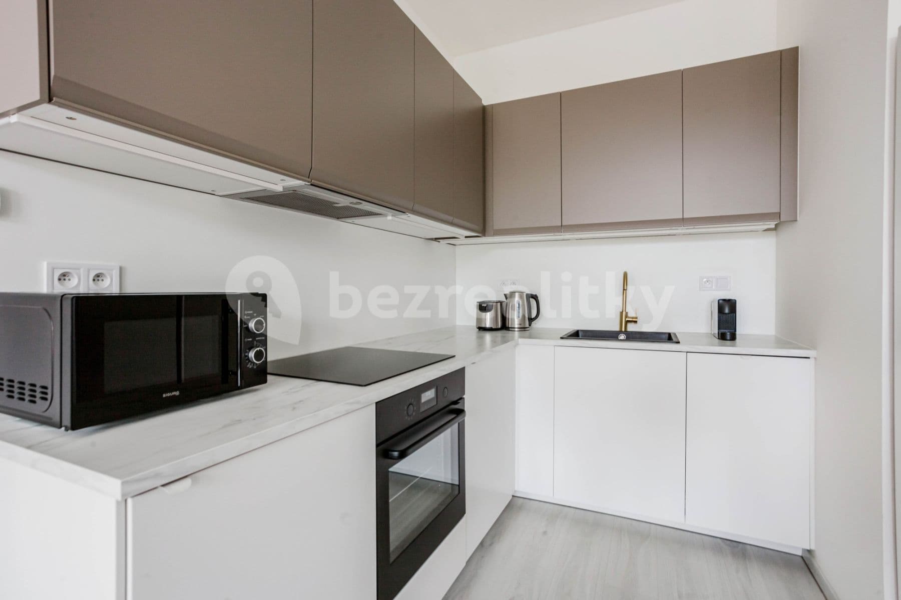 flat to rent, 35 m², Rostovská, Prague, Prague