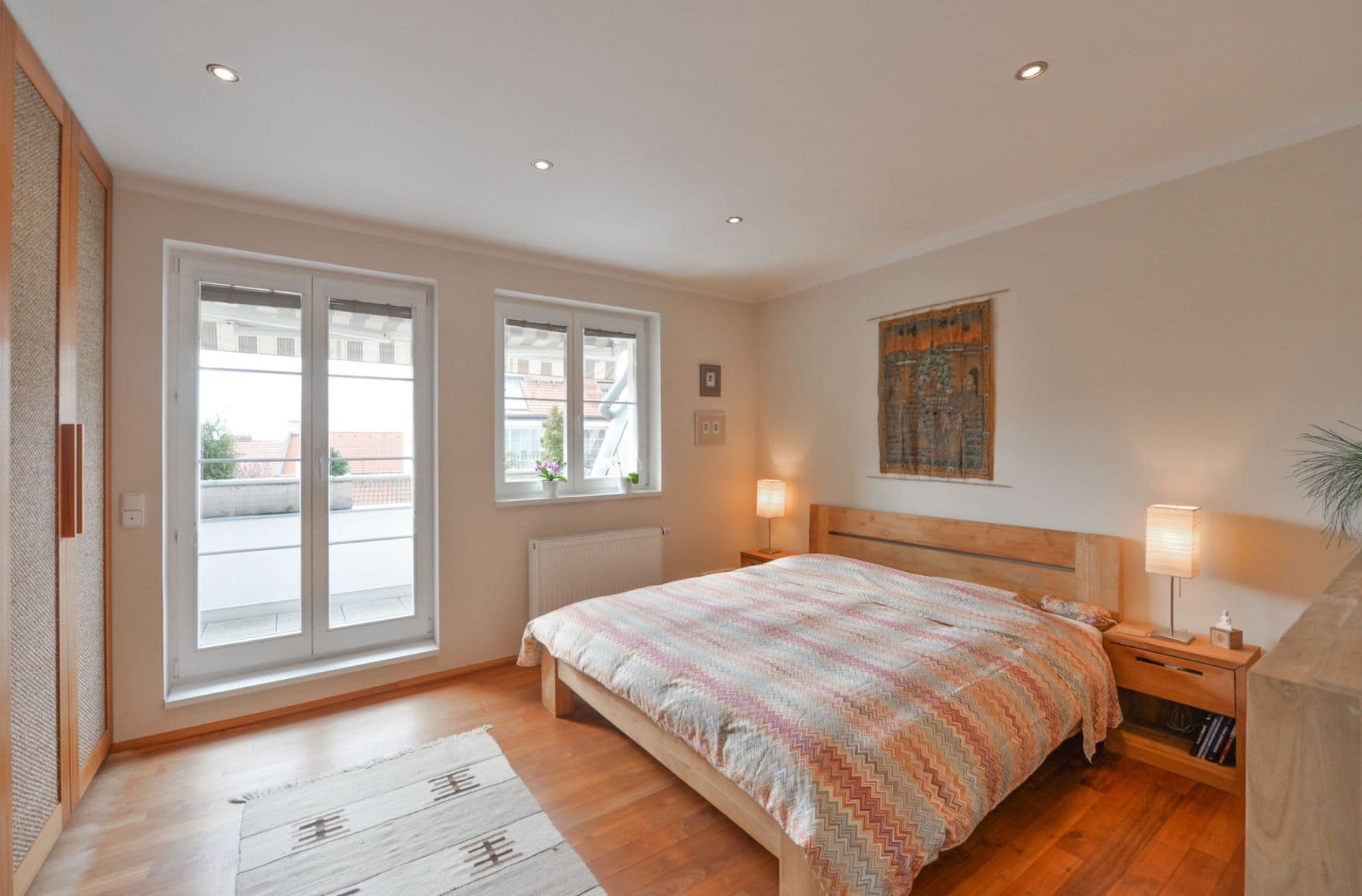flat to rent, 78 m², Varšavská, Prague, Prague