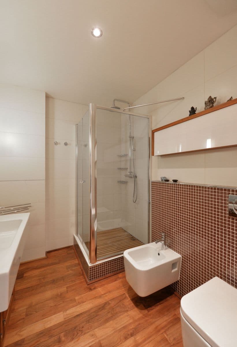 flat to rent, 78 m², Varšavská, Prague, Prague