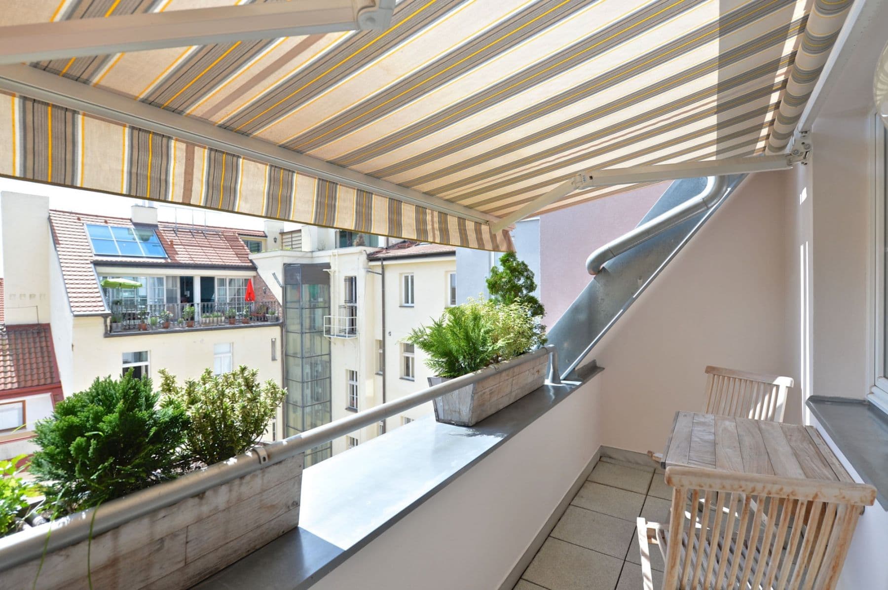 flat to rent, 78 m², Varšavská, Prague, Prague