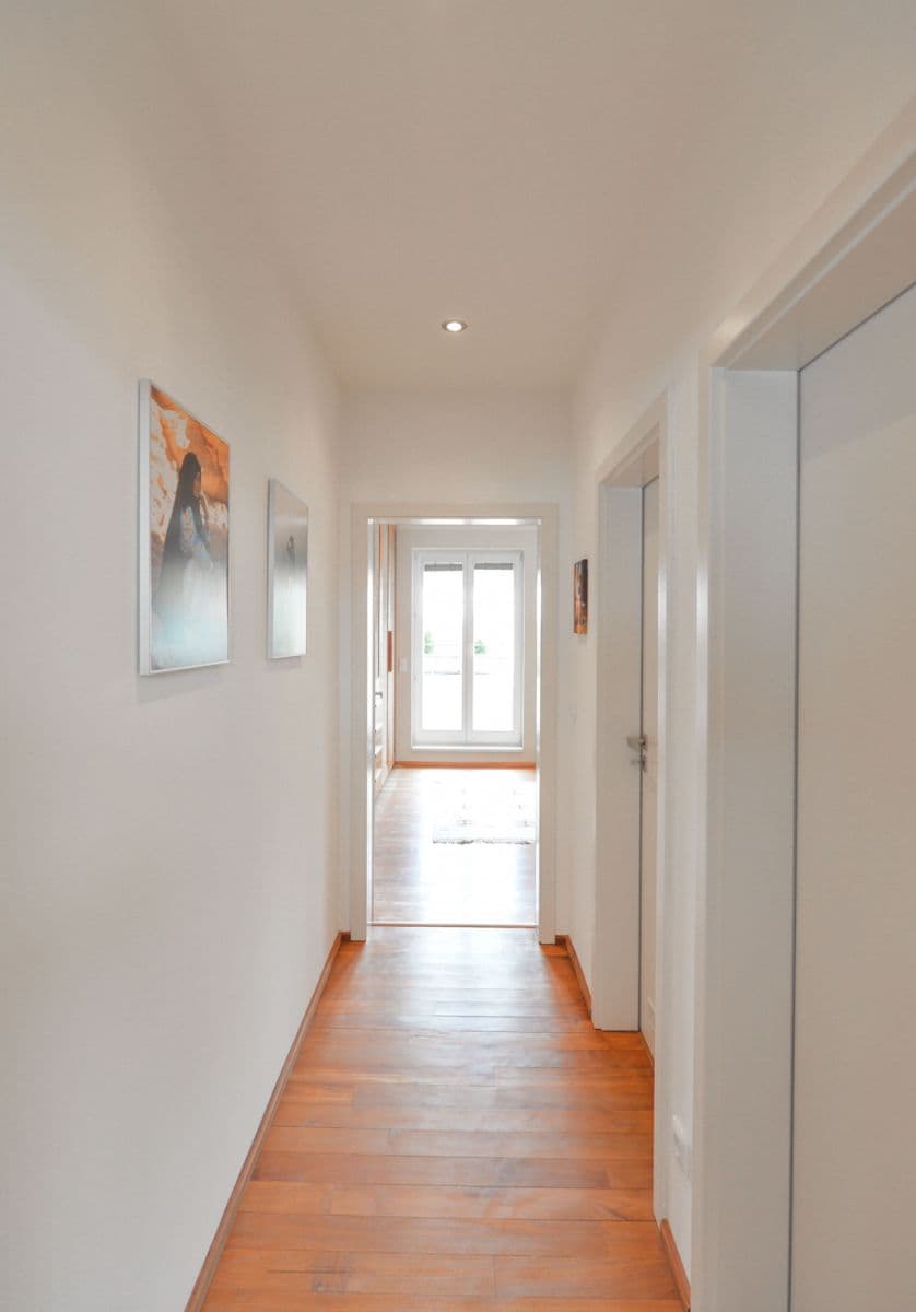 flat to rent, 78 m², Varšavská, Prague, Prague