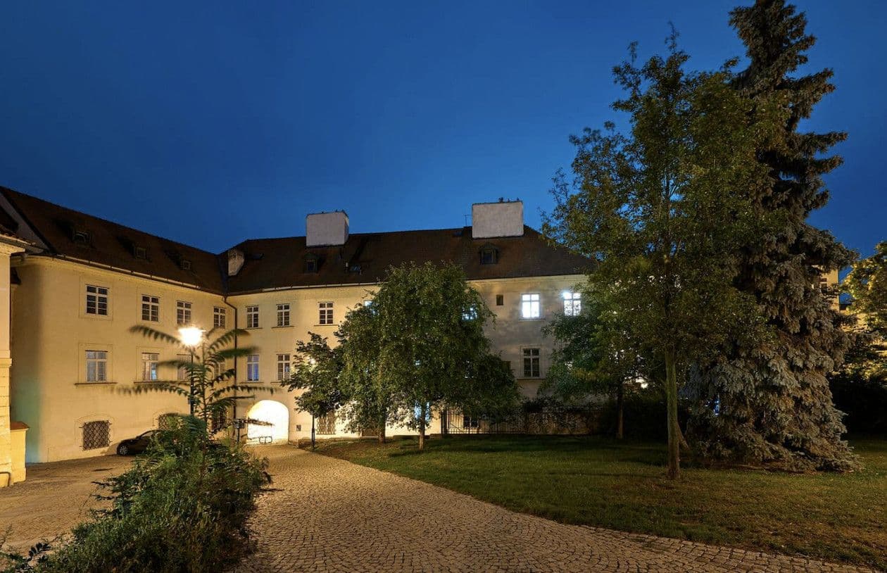 flat to rent, 72 m², Újezd, Prague, Prague