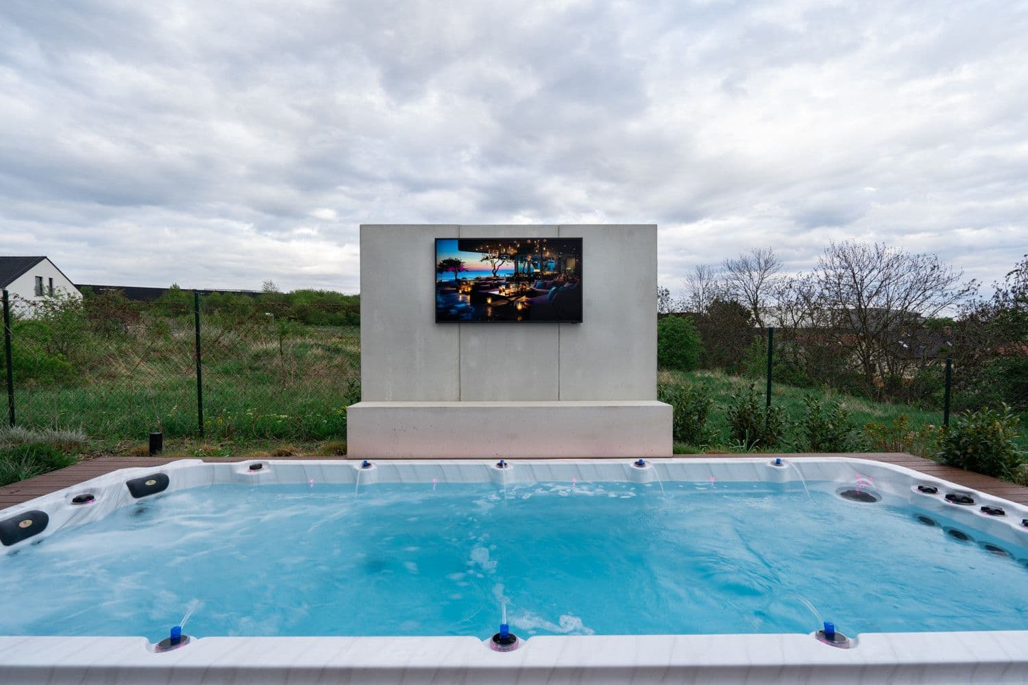 flat to rent, 343 m², Opuková, Tuchoměřice, Středočeský Region