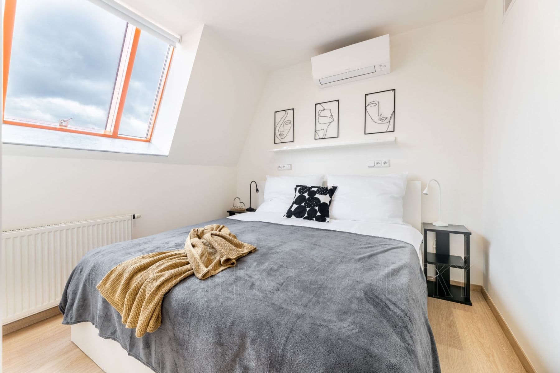 flat to rent, 75 m², Karlova, Prague, Prague