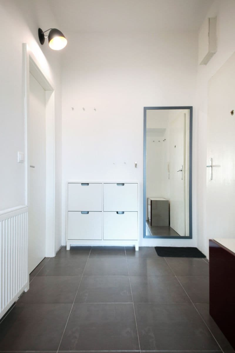 flat to rent, 0 m², Holandská, Prague, Prague