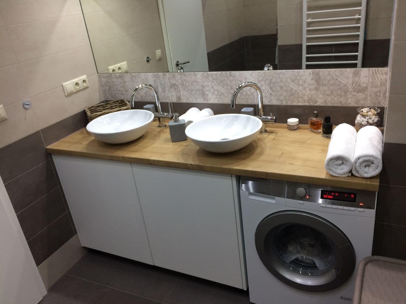 flat to rent, 0 m², Holandská, Prague, Prague