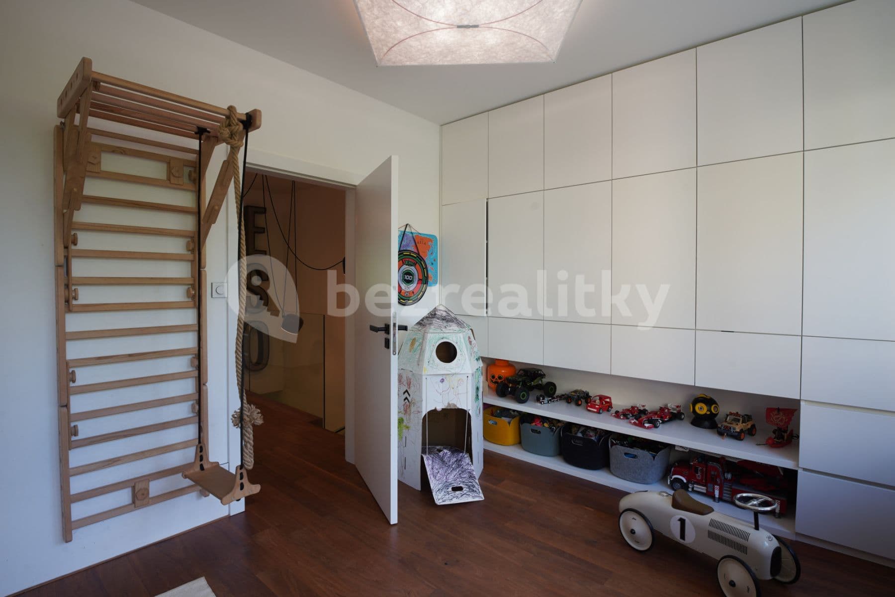 flat to rent, 110 m², Kováříkova, Prague, Prague