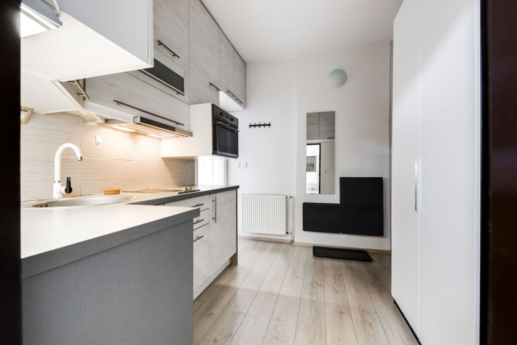 flat to rent, 35 m², Roháčova, Prague, Prague