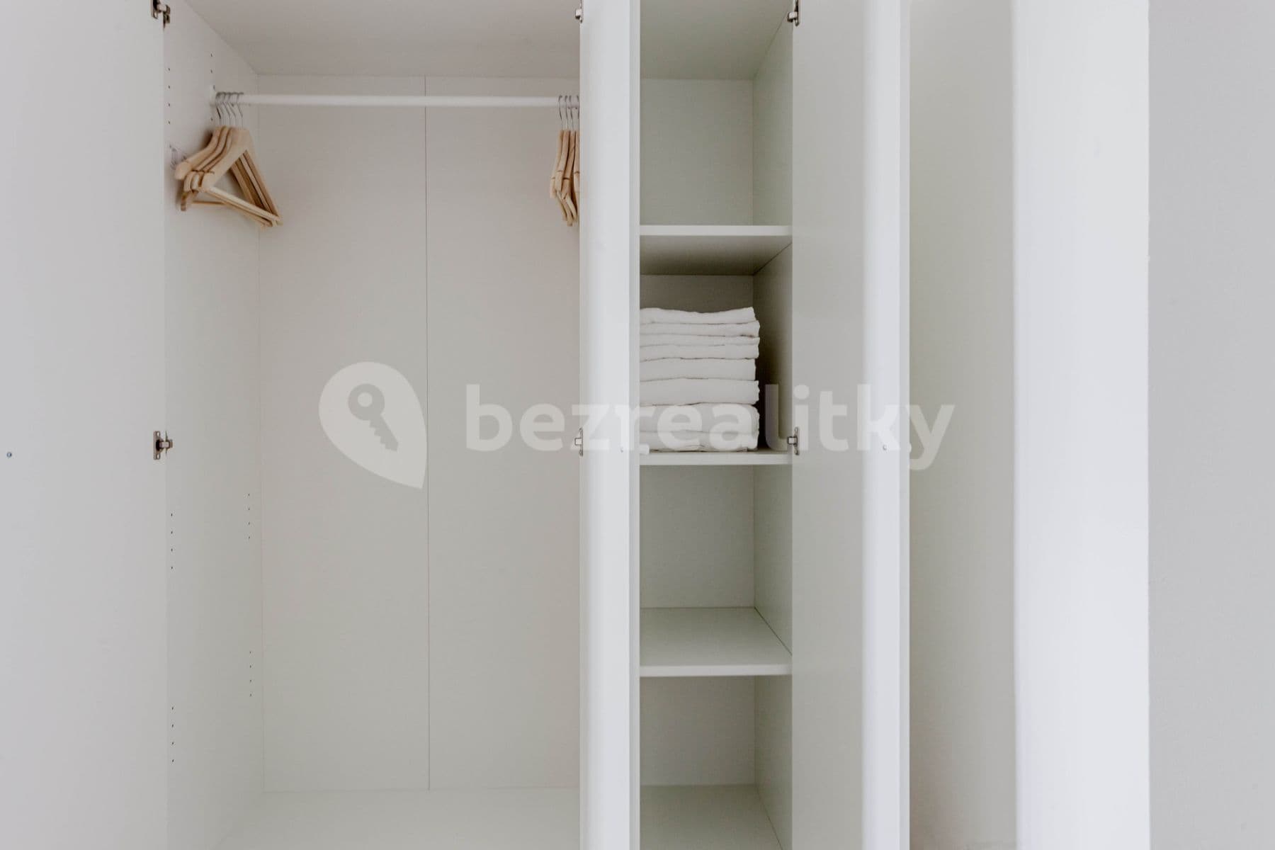 flat to rent, 58 m², Rostovská, Prague, Prague
