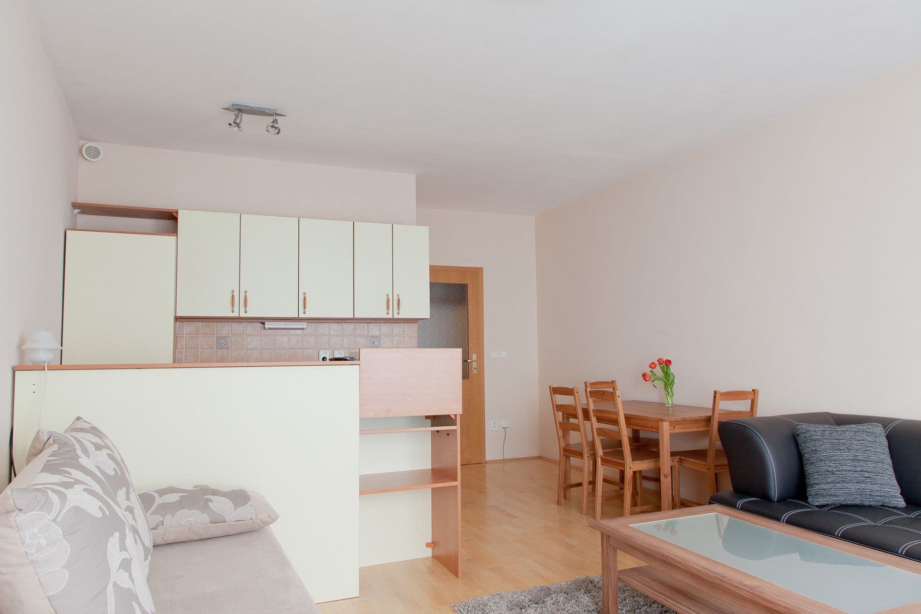 flat to rent, 35 m², Počernická D, Prague, Prague