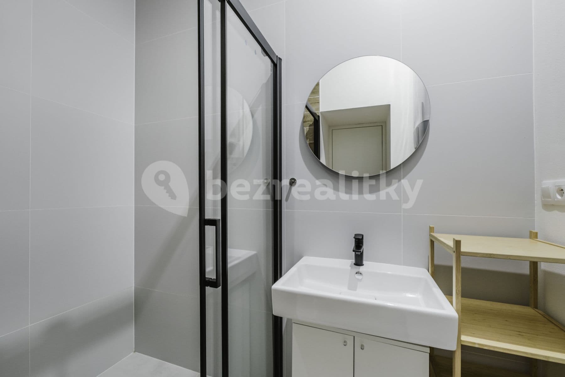 flat to rent, 47 m², Pisecka, Prague, Prague