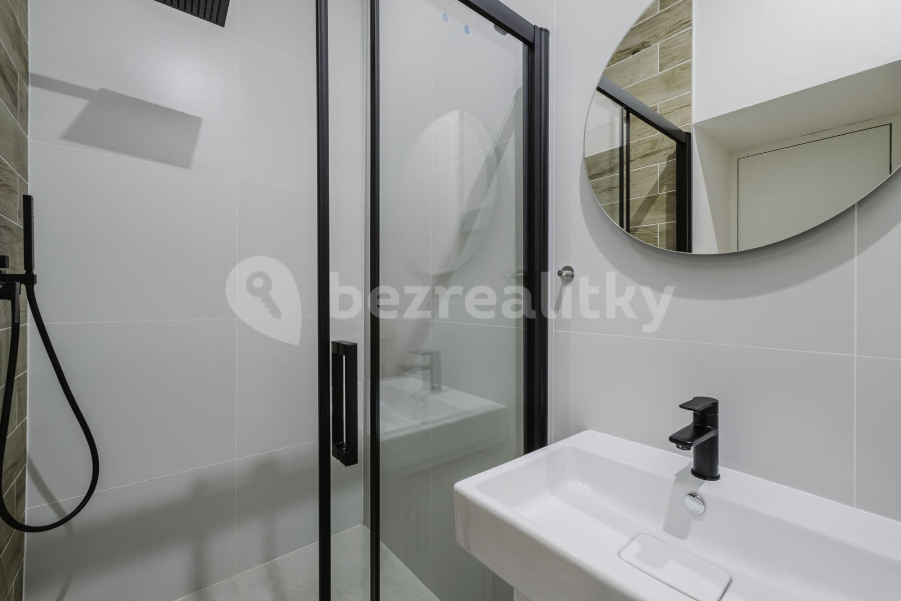 flat to rent, 47 m², Pisecka, Prague, Prague
