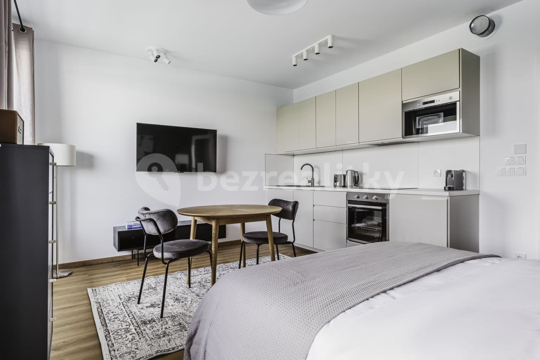 flat to rent, 32 m², Olgy Havlové, Prague, Prague