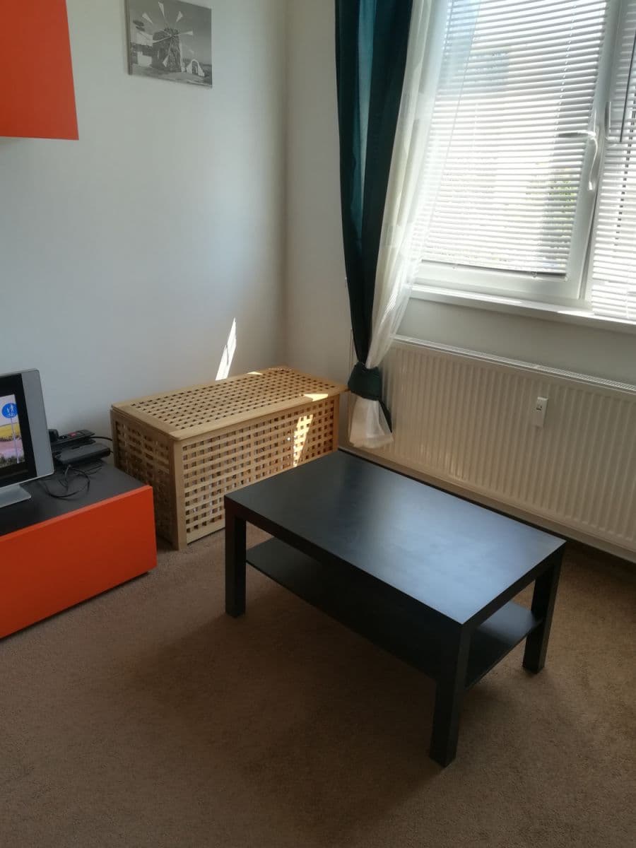 flat to rent, 40 m², Nad Přehradou, Prague, Prague