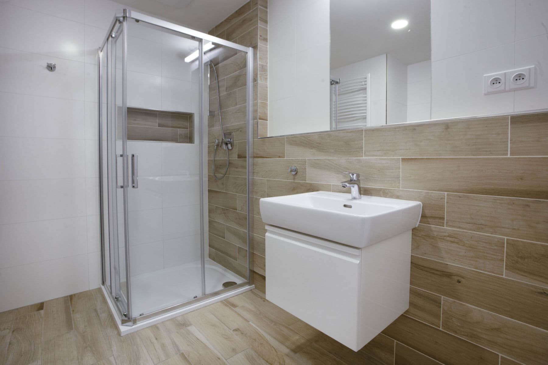 flat to rent, 61 m², Vrbenského, Prague, Prague