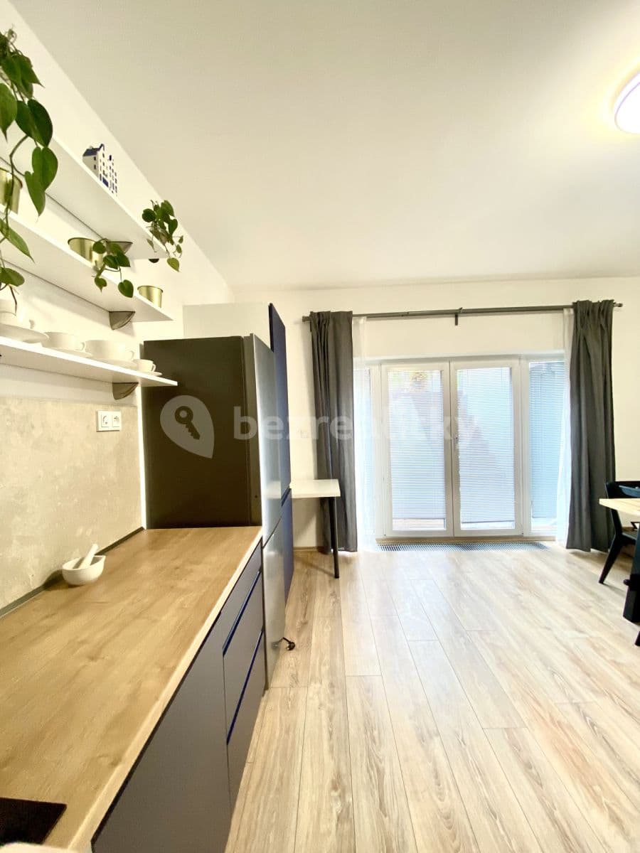 flat to rent, 74 m², Prosecka, Prague, Prague