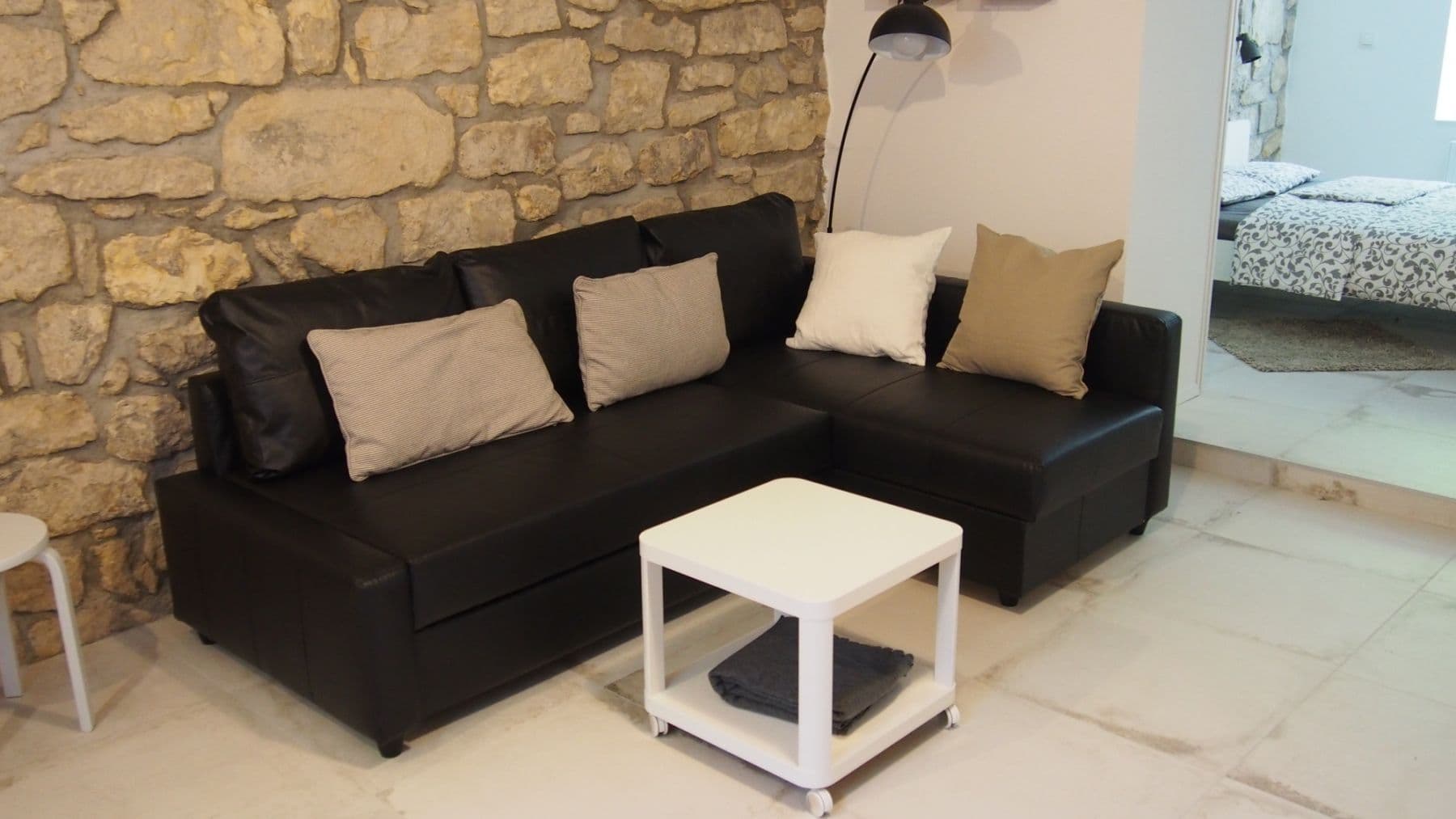 flat to rent, 82 m², Kosatcová, Prague, Prague
