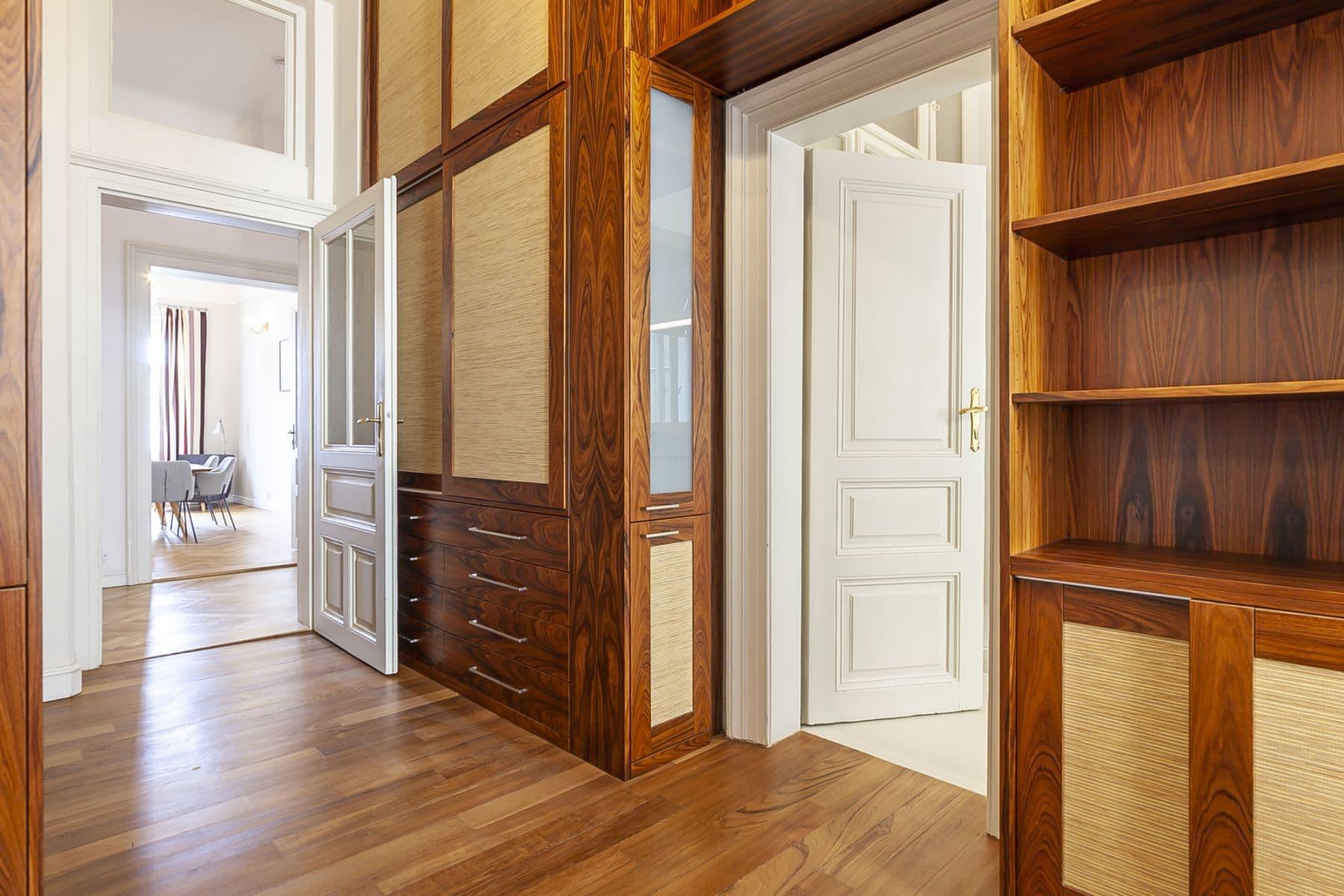 flat to rent, 105 m², Masarykovo nábřeží, Prague, Prague