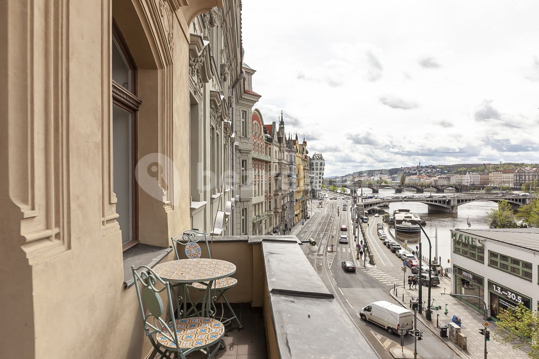 flat to rent, 105 m², Masarykovo nábřeží, Prague, Prague