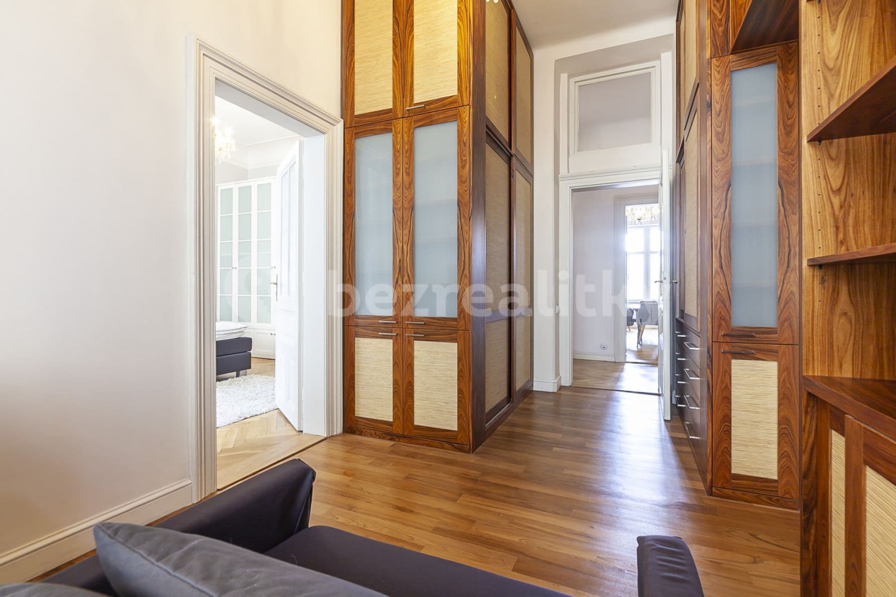 flat to rent, 105 m², Masarykovo nábřeží, Prague, Prague