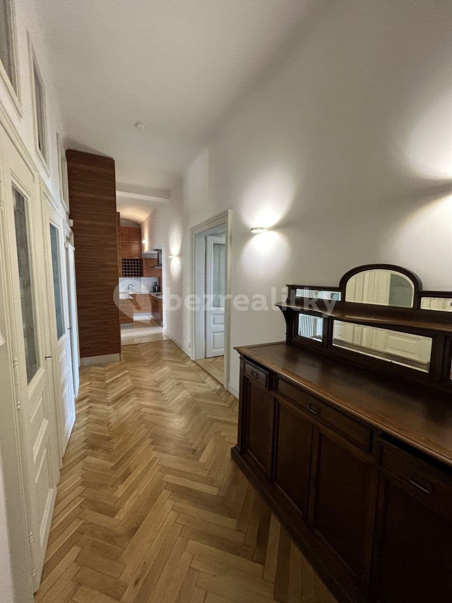 flat to rent, 105 m², Masarykovo nábřeží, Prague, Prague
