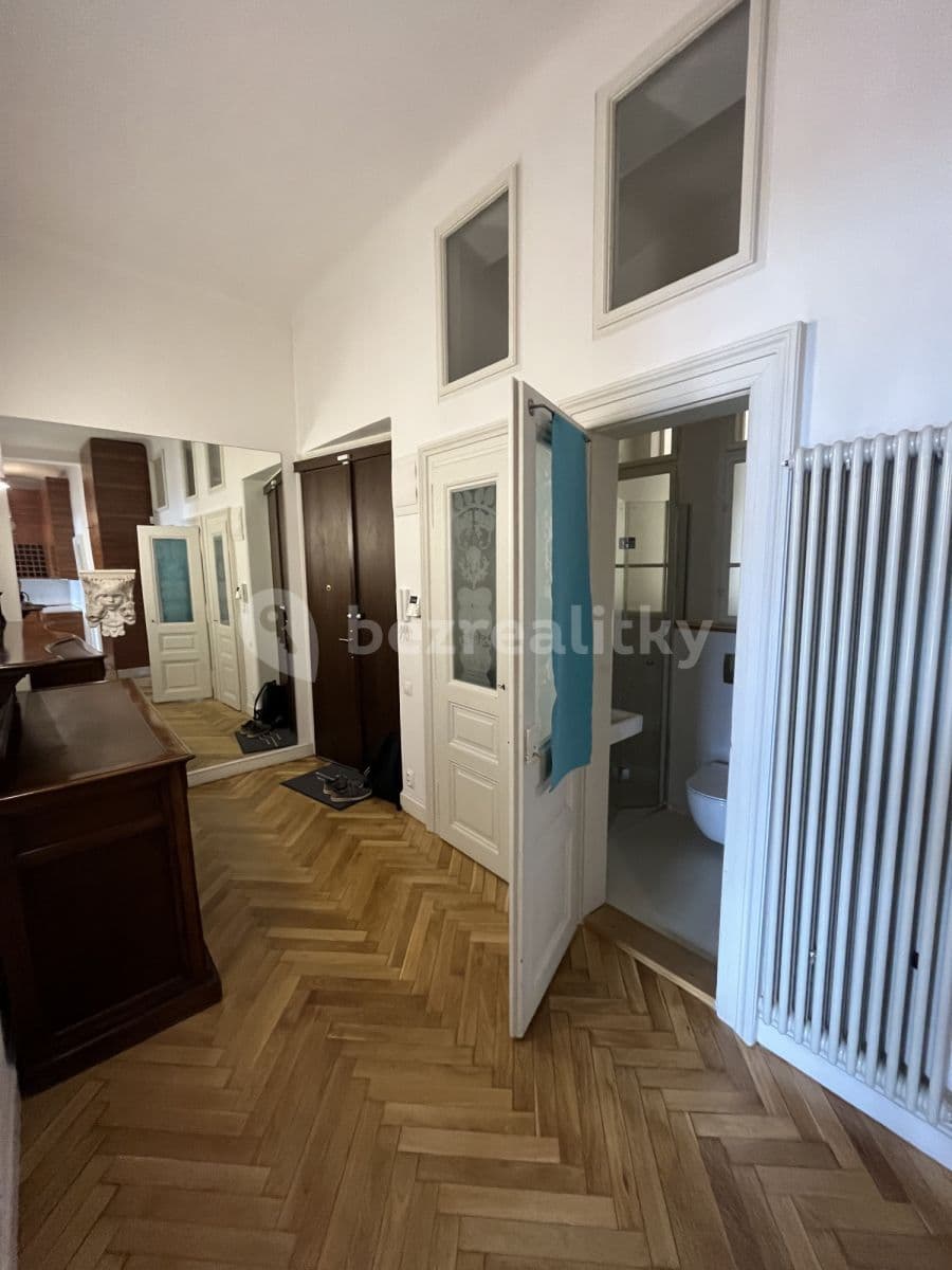 flat to rent, 105 m², Masarykovo nábřeží, Prague, Prague