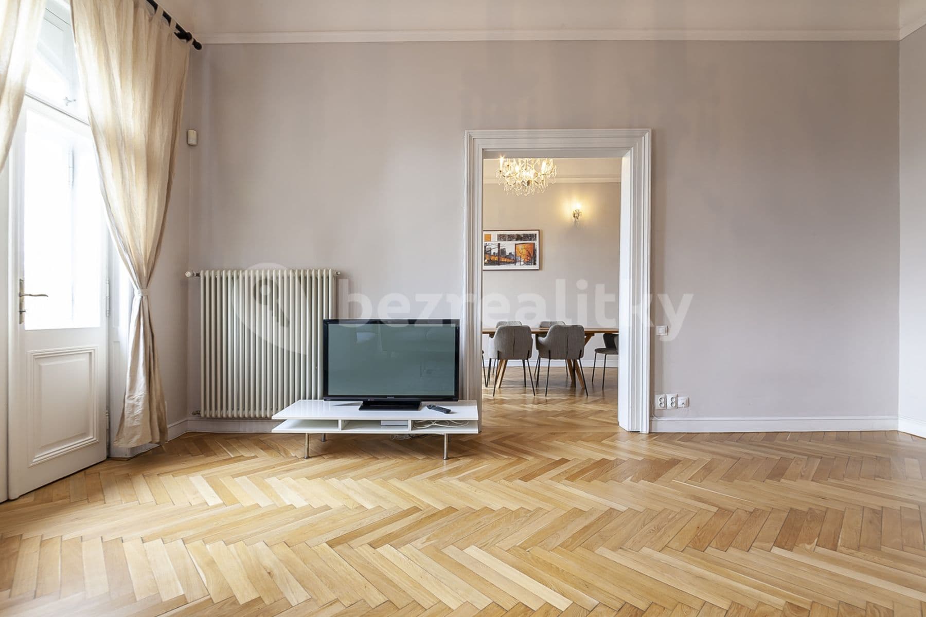 flat to rent, 105 m², Masarykovo nábřeží, Prague, Prague