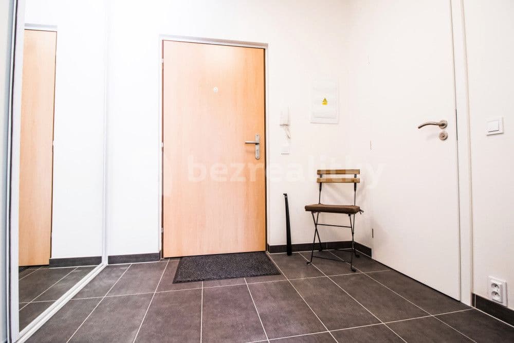 flat to rent, 35 m², Mojmírova, Prague, Prague