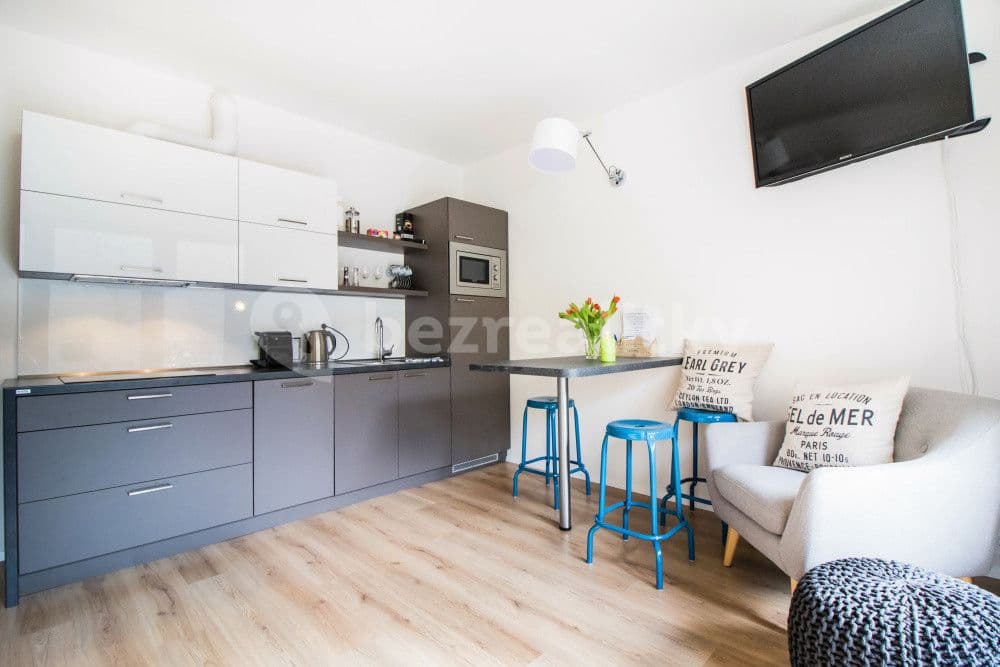 flat to rent, 35 m², Mojmírova, Prague, Prague