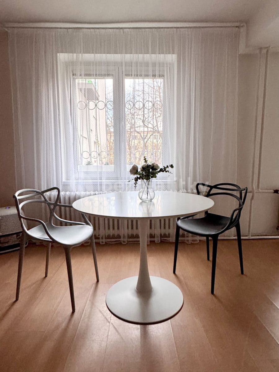 flat to rent, 35 m², Na Okraji, Prague, Prague