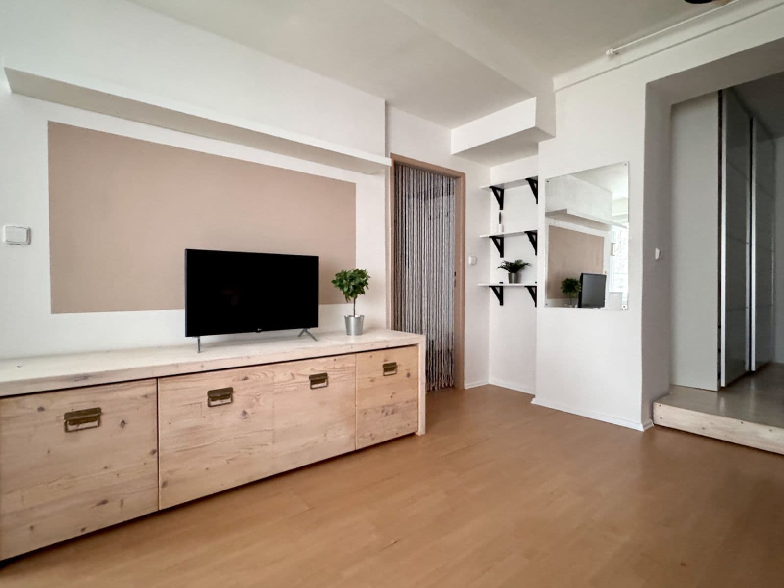 flat to rent, 35 m², Na Okraji, Prague, Prague