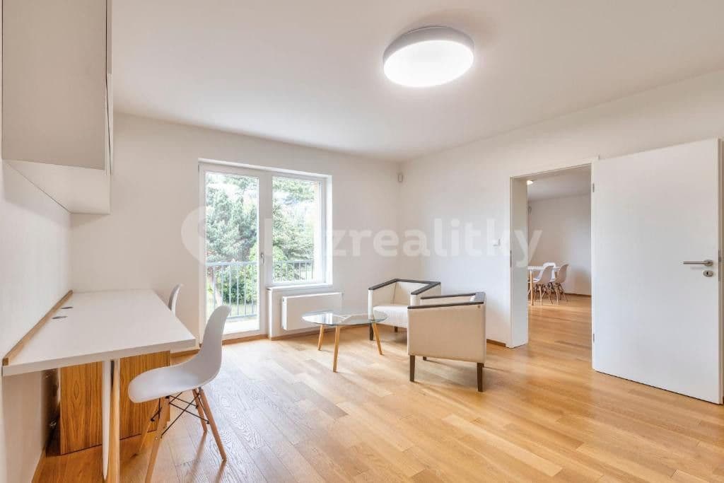 flat to rent, 140 m², U Hrušky, Prague, Prague