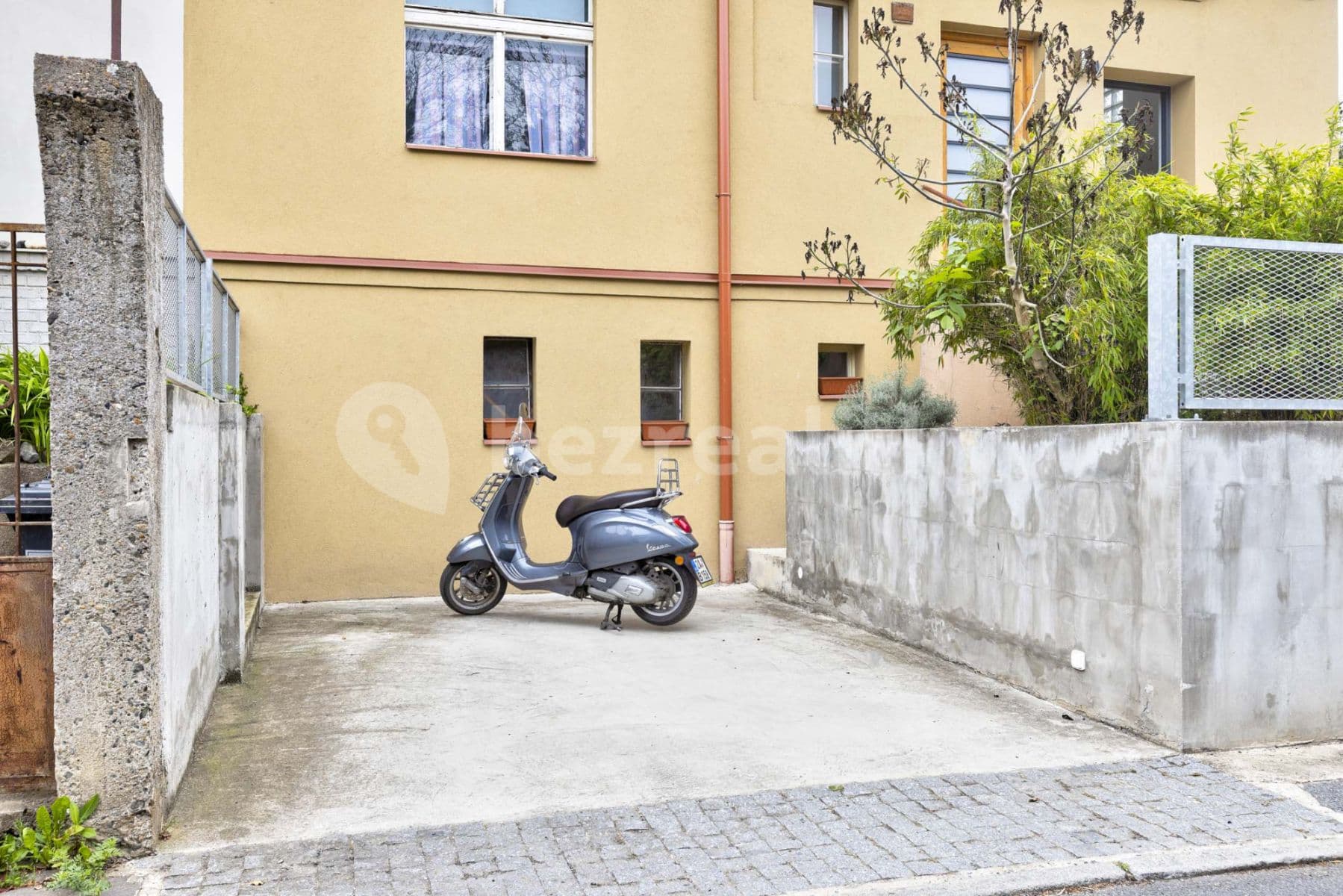 flat to rent, 140 m², U Hrušky, Prague, Prague