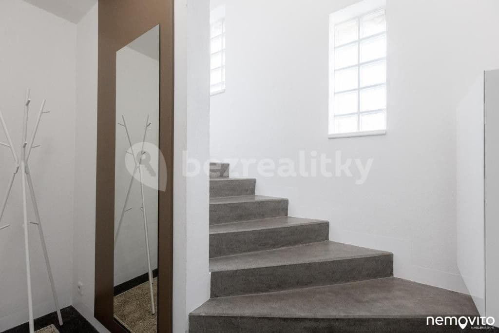 flat to rent, 140 m², U Hrušky, Prague, Prague