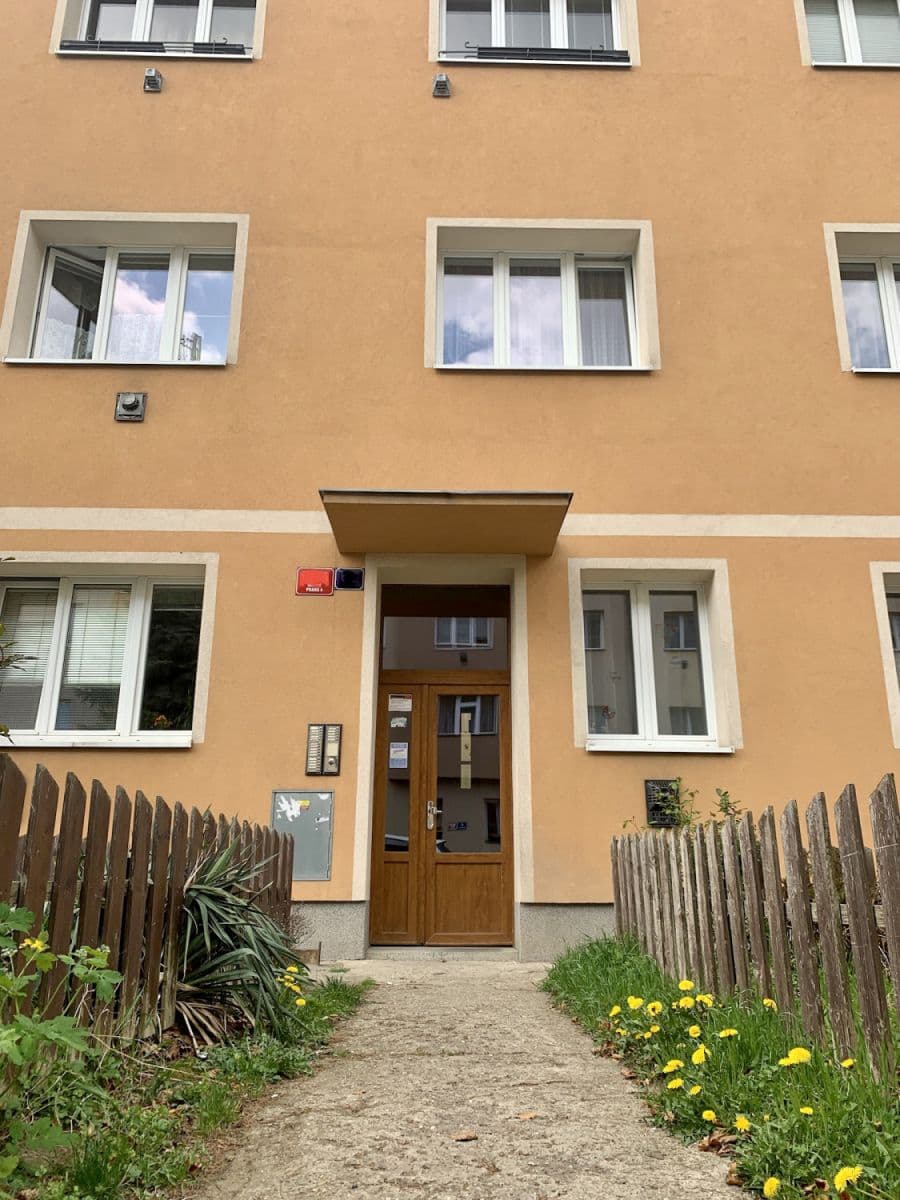 flat to rent, 38 m², Počátecká, Prague, Prague