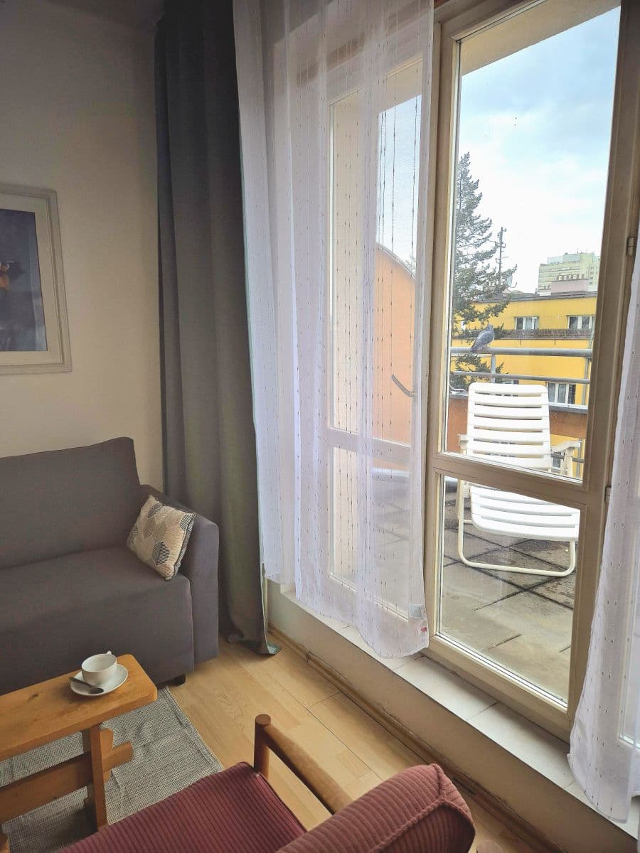 flat to rent, 38 m², Počátecká, Prague, Prague