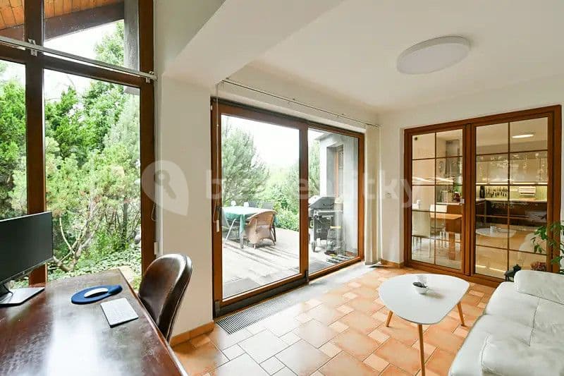 flat to rent, 250 m², Na Ježově, Mirošovice, Středočeský Region
