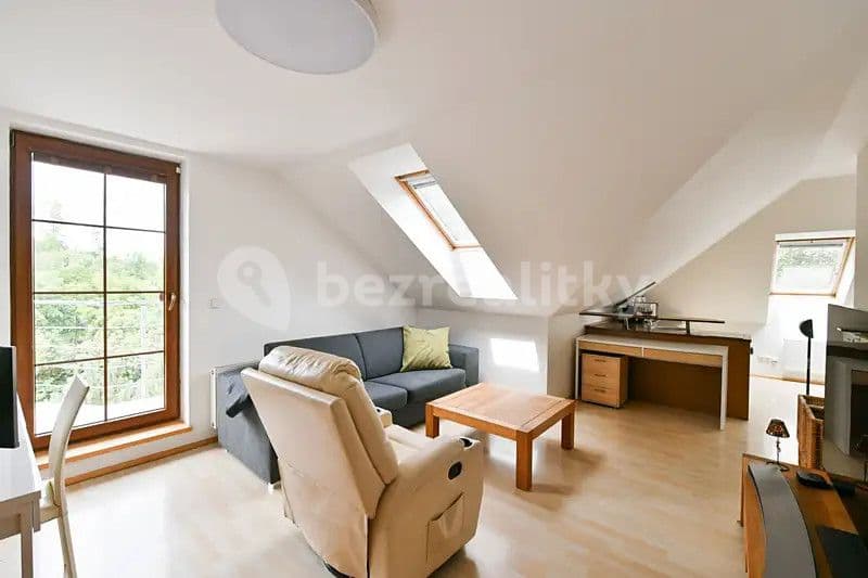 flat to rent, 250 m², Na Ježově, Mirošovice, Středočeský Region